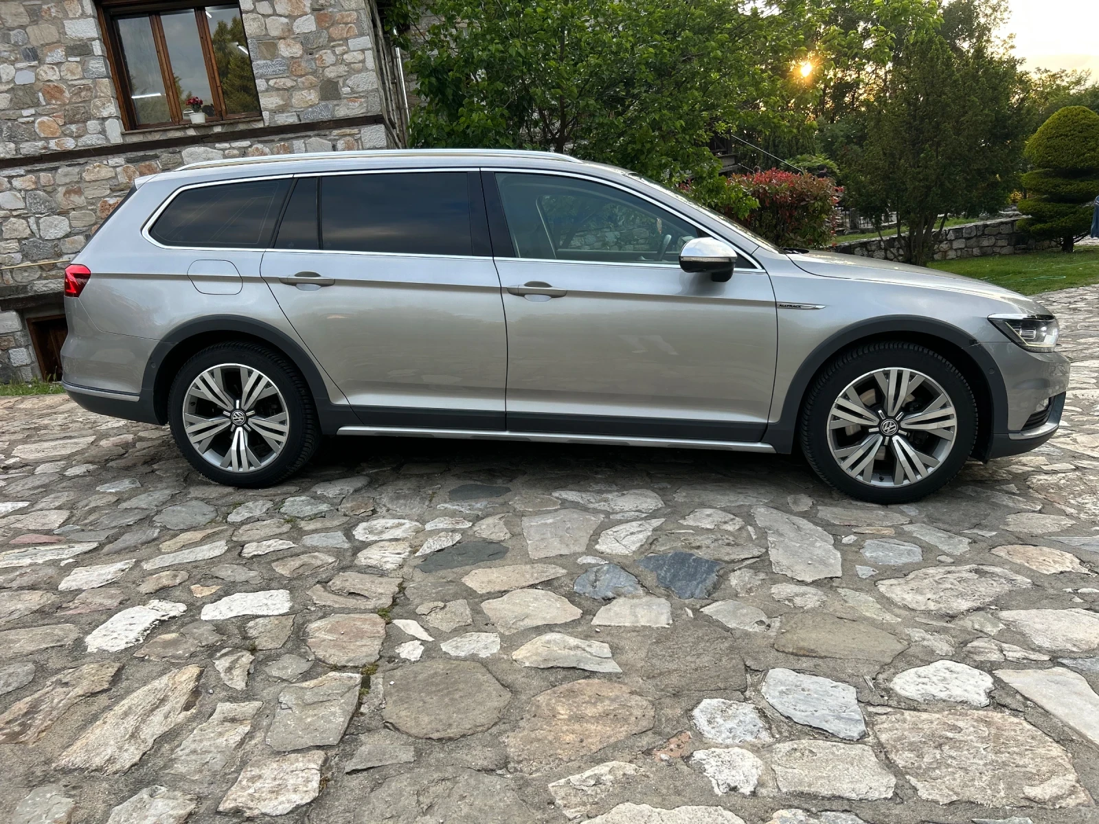 VW Alltrack 2.0TDI 4Motion ТОП Digital Keyless ПАНОРАМА ЛИЗИНГ, снимка 6 - Автомобили и джипове - 54635974