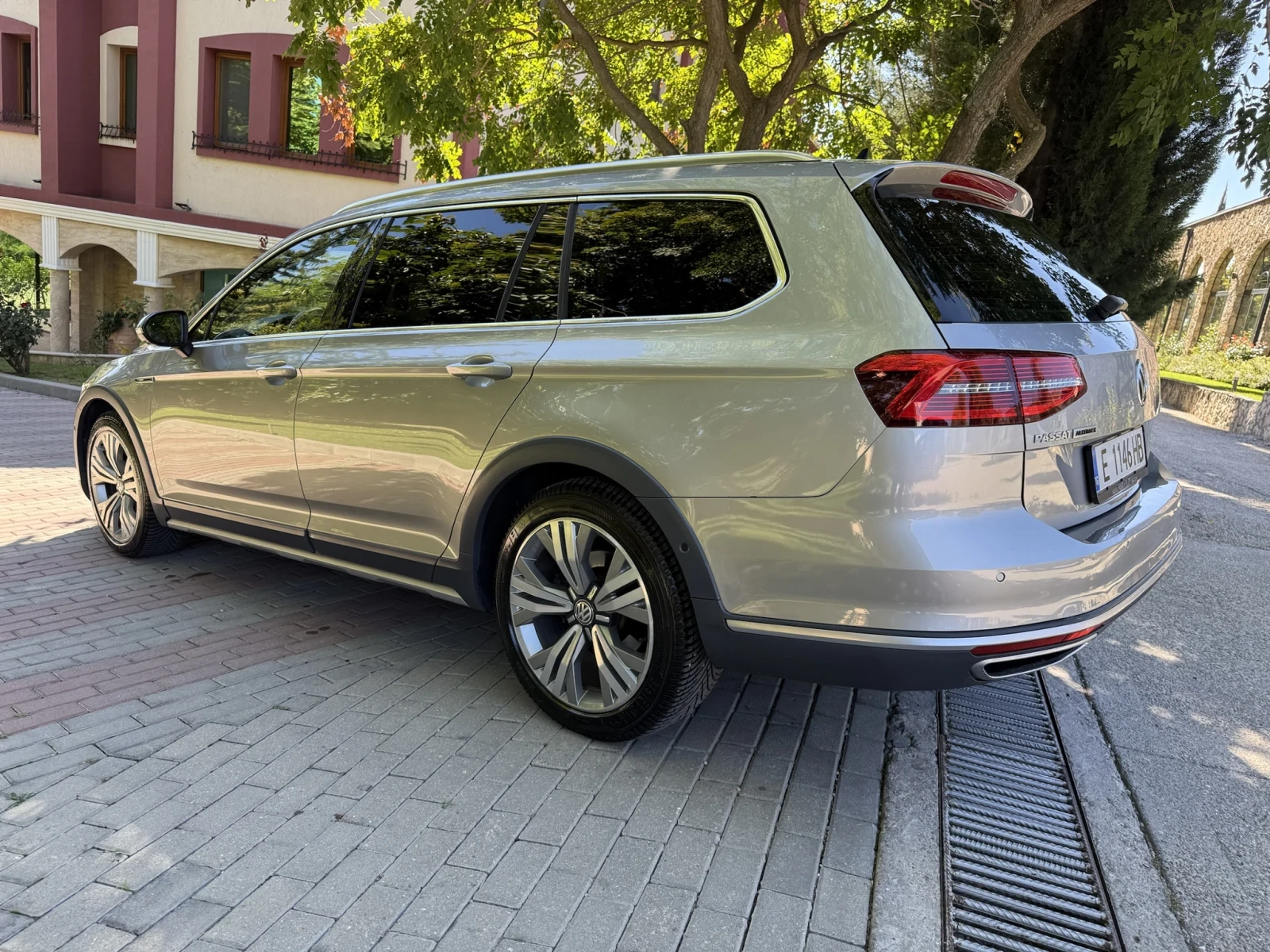 VW Alltrack 2.0TDI 4Motion ТОП Digital Keyless ПАНОРАМА ЛИЗИНГ, снимка 6 - Автомобили и джипове - 56352585