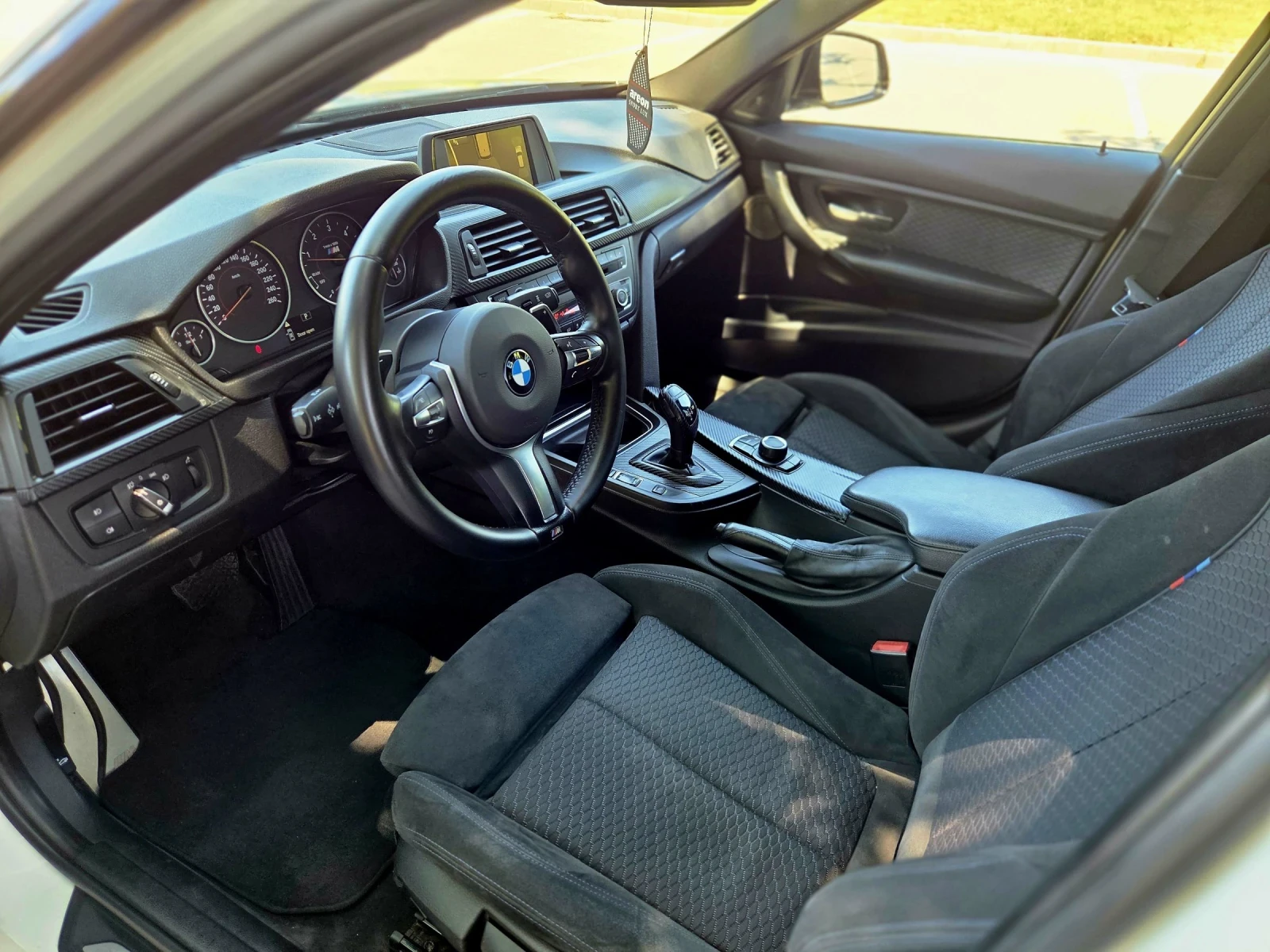 BMW 330 XD M-pack, снимка 6 - Автомобили и джипове - 55239474