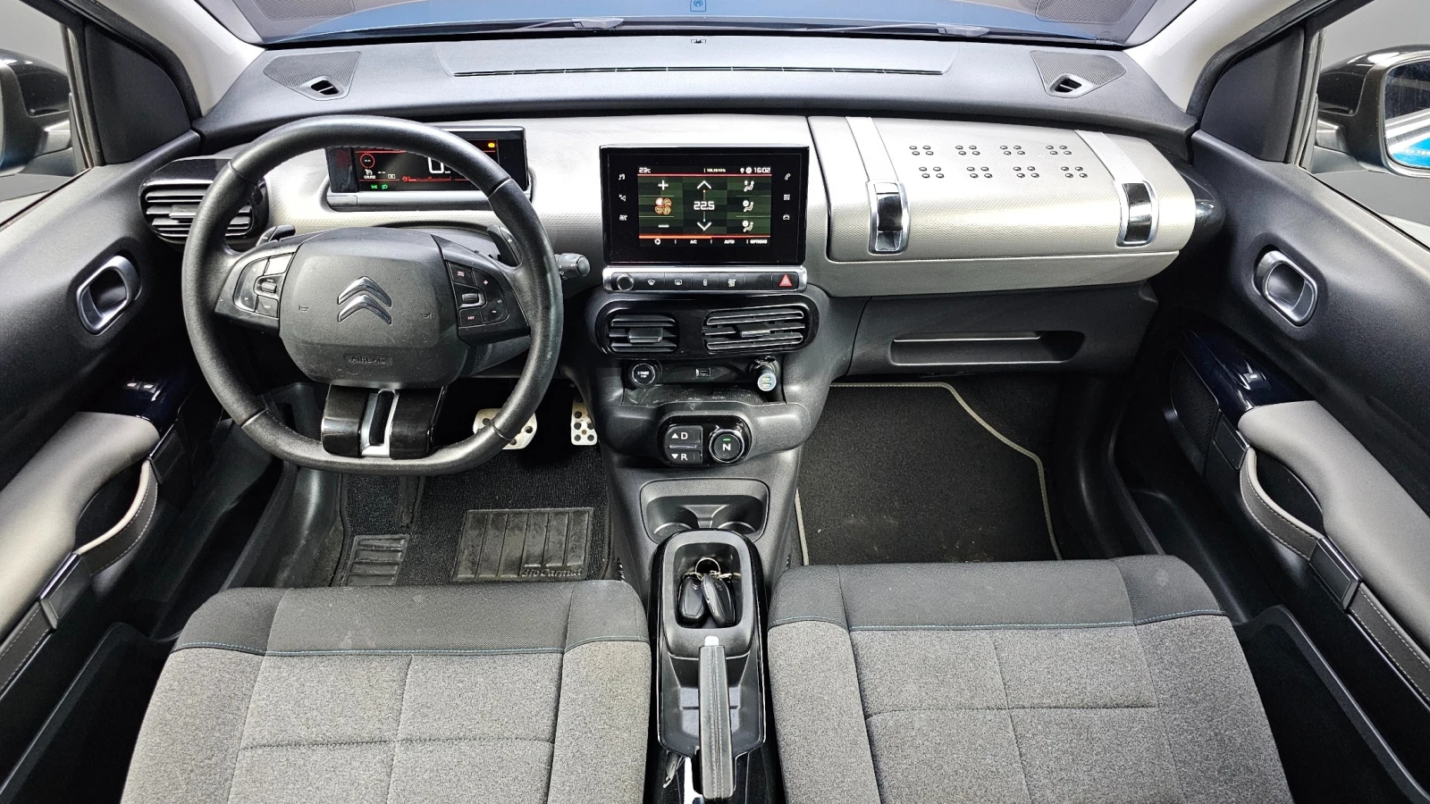 Citroen C4 Cactus 1.6* BlueHDI* Navi* Camera, снимка 10 - Автомобили и джипове - 55324775