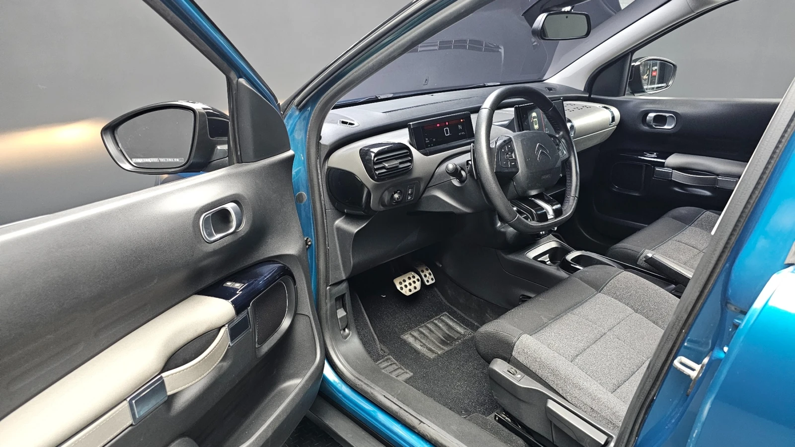 Citroen C4 Cactus 1.6* BlueHDI* Navi* Camera, снимка 12 - Автомобили и джипове - 55324775