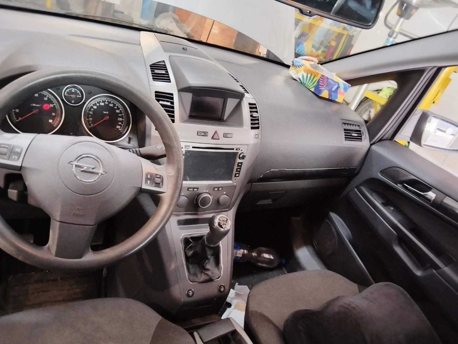 Opel Zafira, снимка 10 - Автомобили и джипове - 55485964