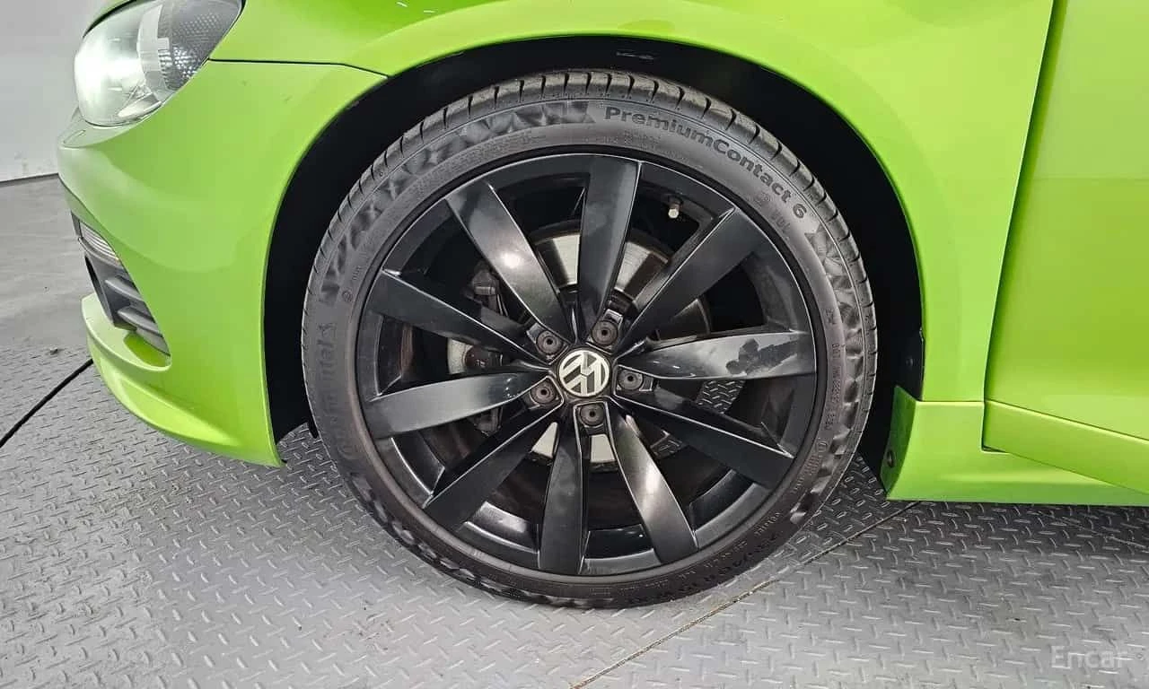 VW Scirocco * 2.0 TDI R Line * CARFAX * ЦЕНА ДО БГ, снимка 5 - Автомобили и джипове - 55510563
