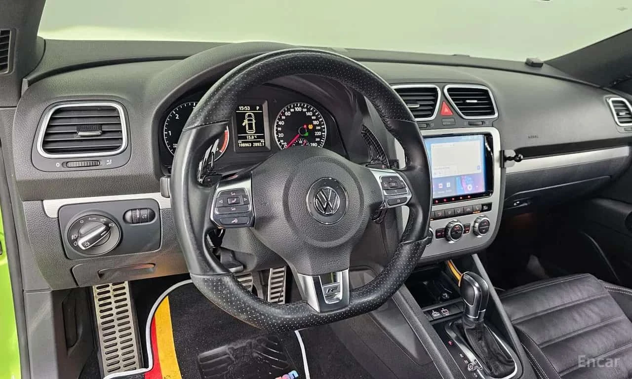 VW Scirocco * 2.0 TDI R Line * CARFAX * ЦЕНА ДО БГ, снимка 13 - Автомобили и джипове - 55510563