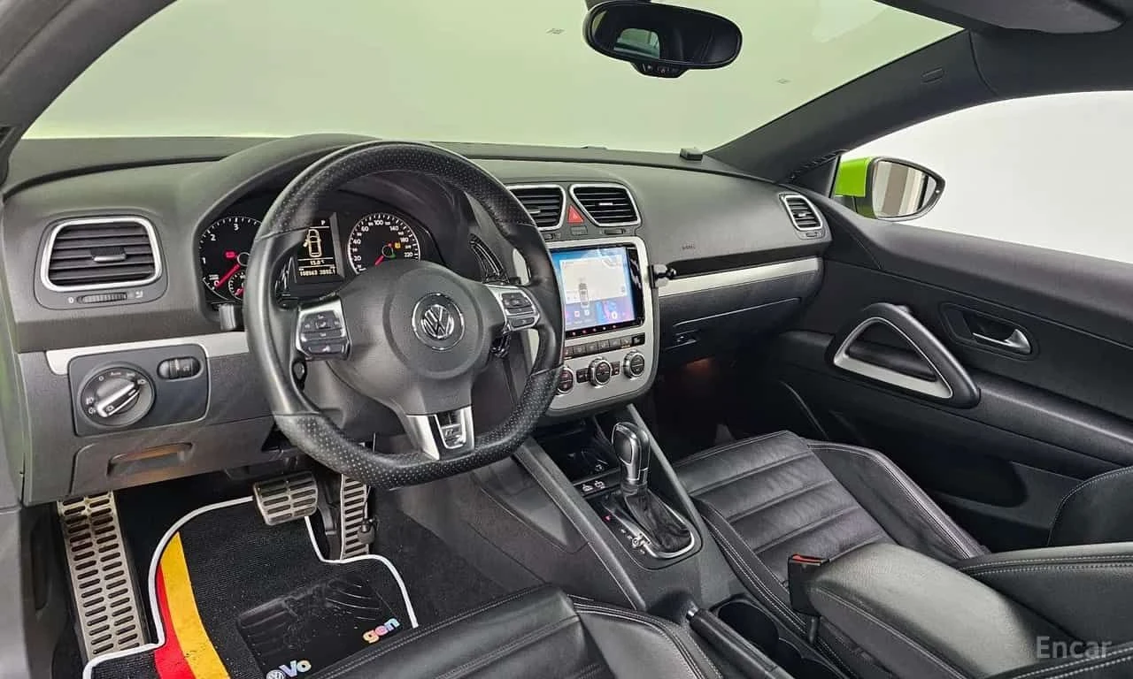 VW Scirocco * 2.0 TDI R Line * CARFAX * ЦЕНА ДО БГ, снимка 7 - Автомобили и джипове - 55510563