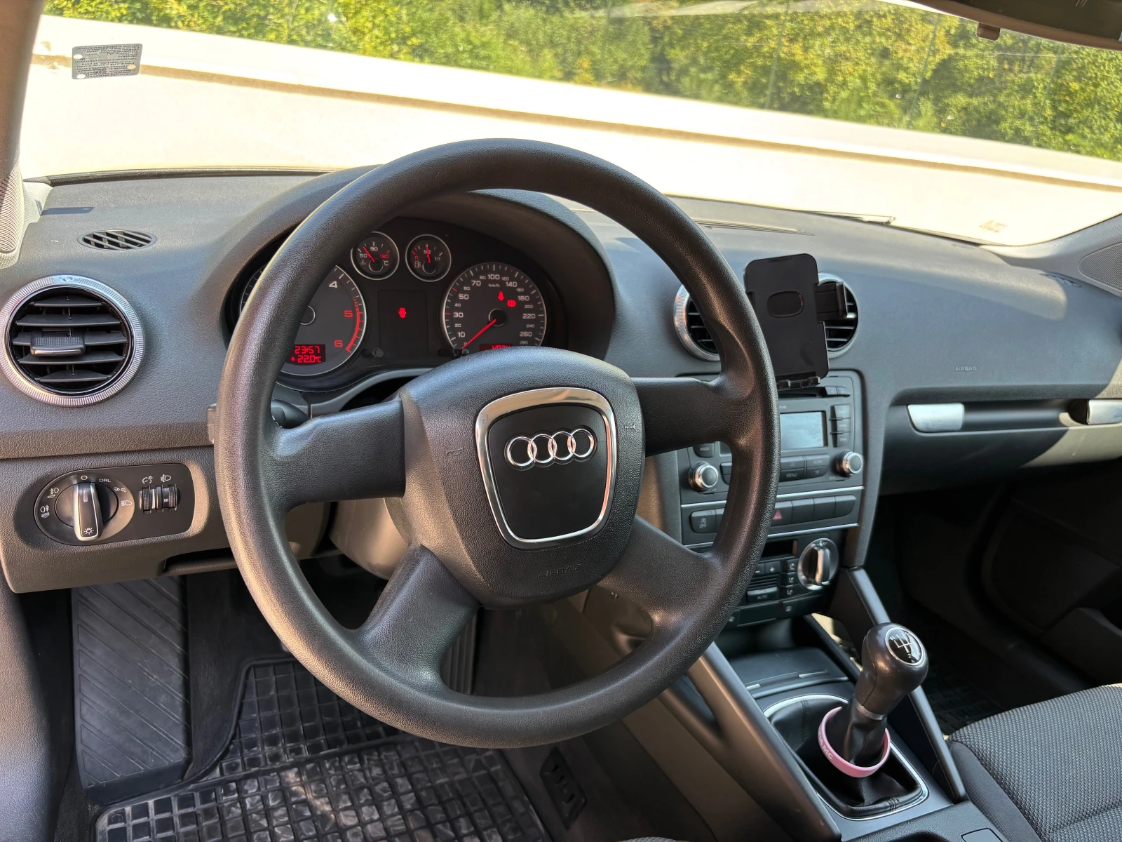 Audi A3 2, 0tdi.140k.180x.kм.ПЕРФЕКТЕН, снимка 10 - Автомобили и джипове - 55571692