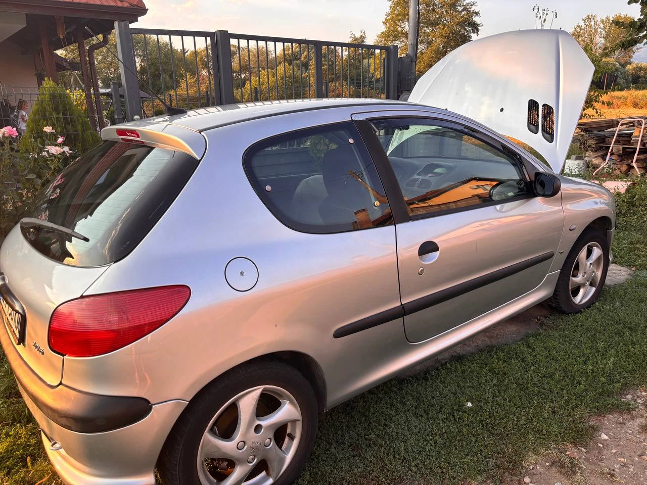 Peugeot 206, снимка 6 - Автомобили и джипове - 55808566