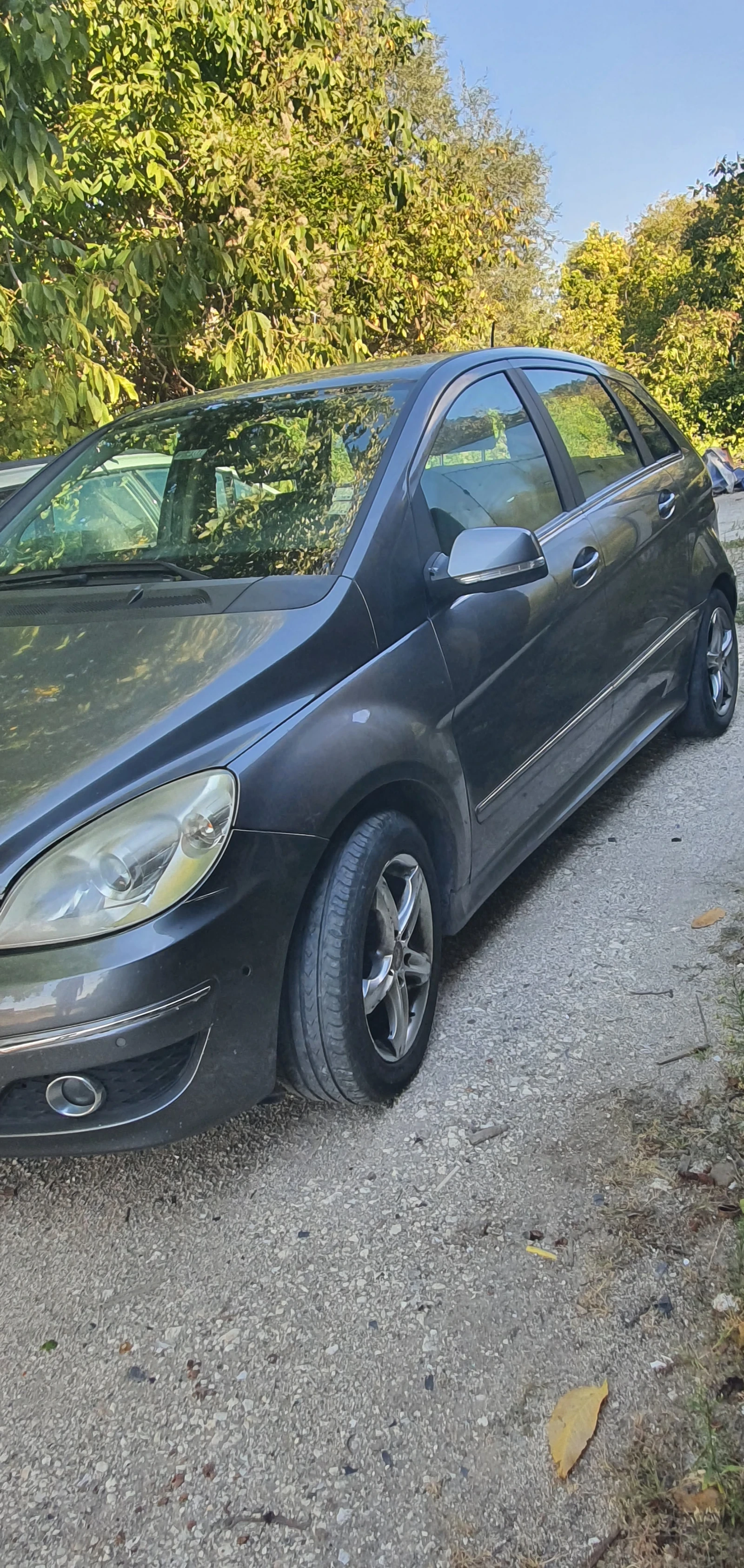 Mercedes-Benz B 200 Лек автомобил, снимка 2 - Автомобили и джипове - 56321501