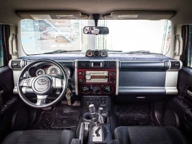 Toyota Fj cruiser 4.0 i V6 Automatic, LPG, А-Trac, Блокаж на диф, снимка 9
