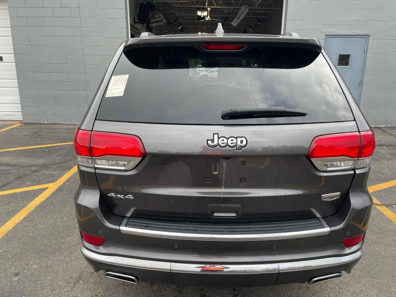 Jeep Grand cherokee SUMMIT Мъртви точки Автоматично паркиране, снимка 3 - Автомобили и джипове - 47459491