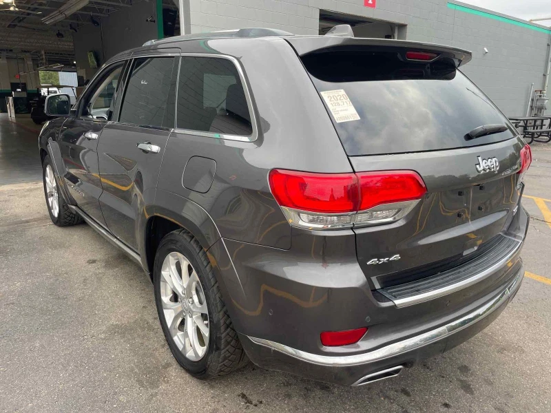 Jeep Grand cherokee SUMMIT Мъртви точки Автоматично паркиране, снимка 2 - Автомобили и джипове - 47459491