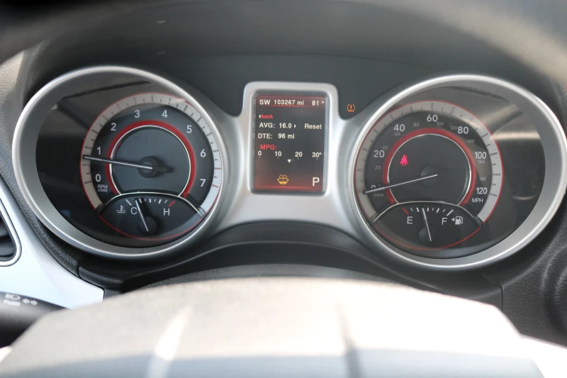 Dodge Journey 3.6 V6 4x4, снимка 14 - Автомобили и джипове - 48200931