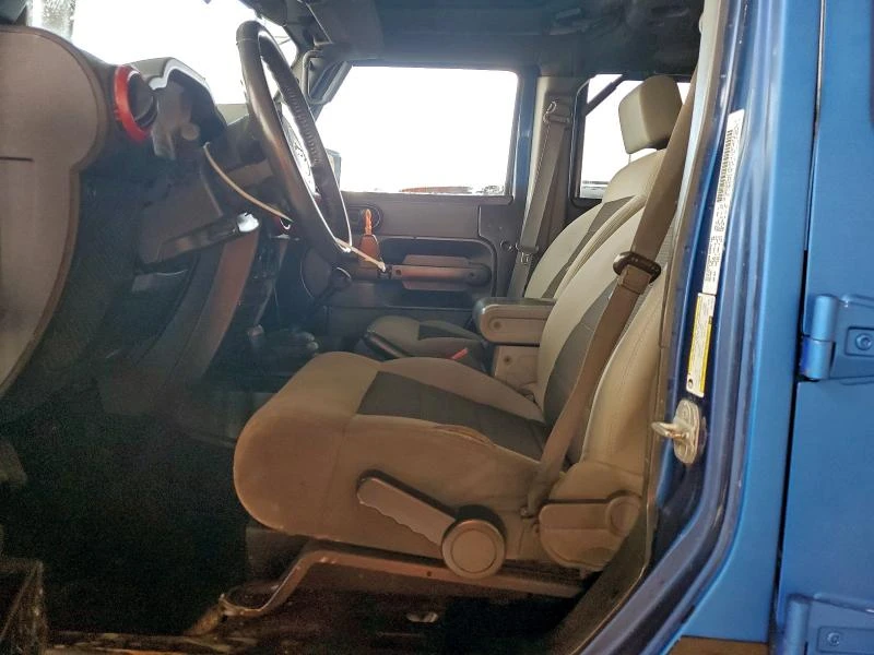 Jeep Wrangler 3.8 UNLIMITED SPORT, снимка 7 - Автомобили и джипове - 52748917