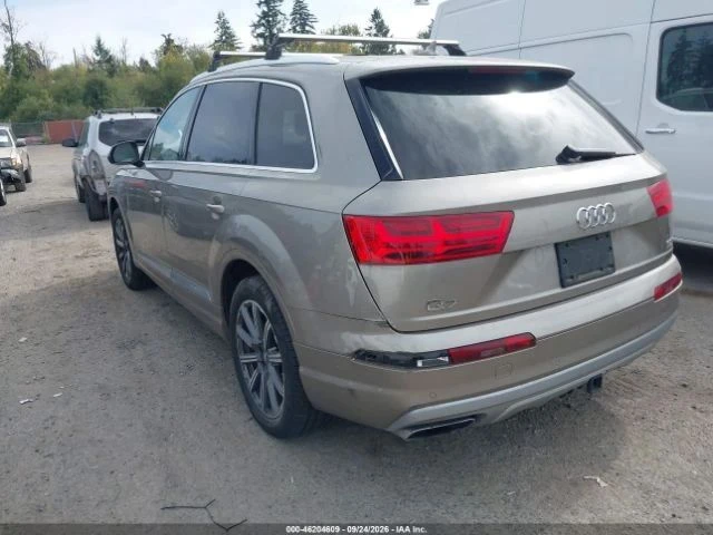 Audi Q7, снимка 4 - Автомобили и джипове - 56727083