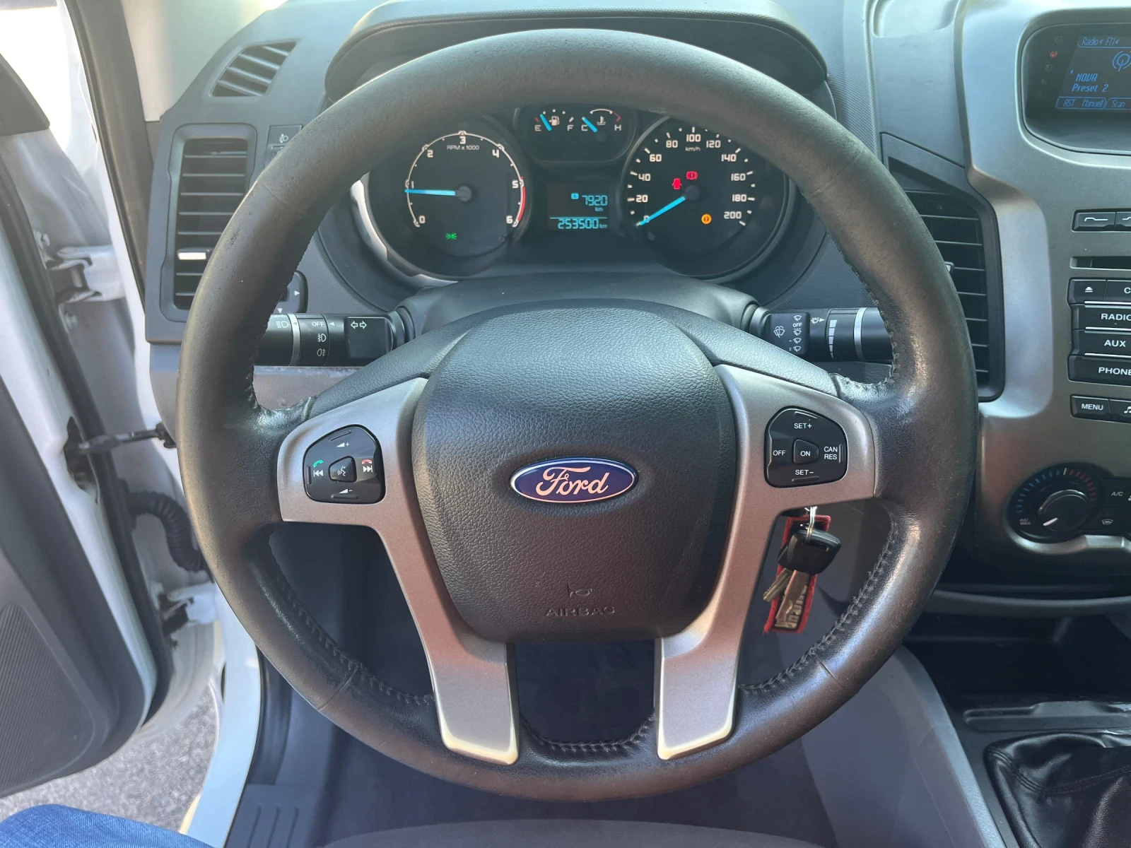 Ford Ranger XLT/2.2D/4x4 - изображение 9