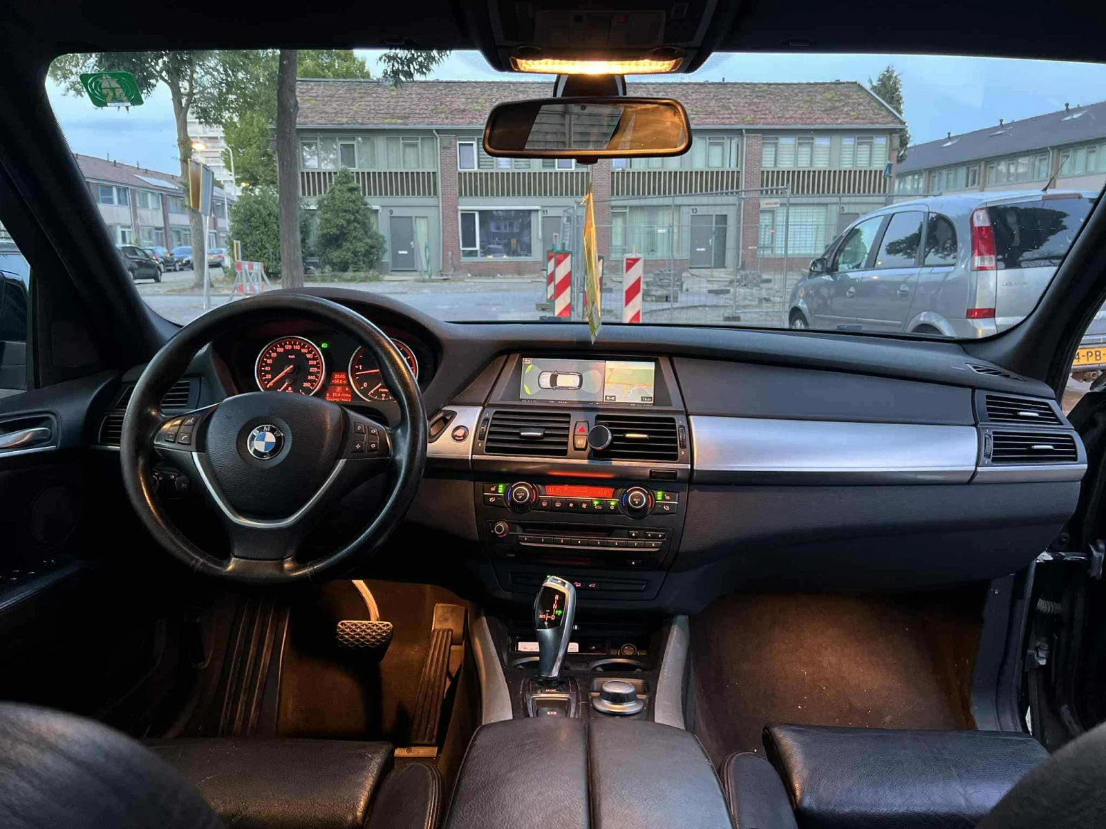 BMW X5  - изображение 7