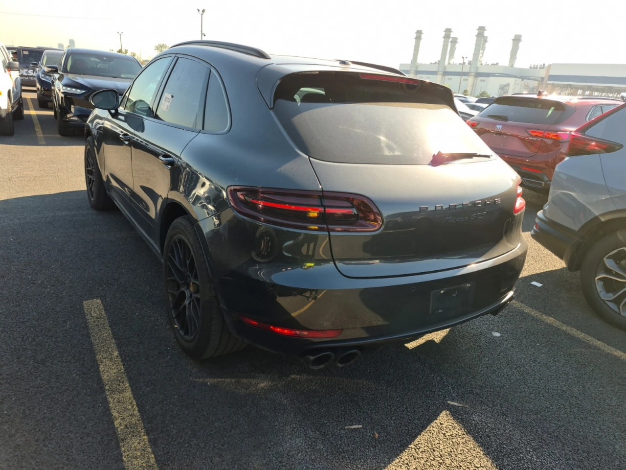 Porsche Macan GTS * CARFAX * АвтоКредит * Цена до България*  - изображение 4
