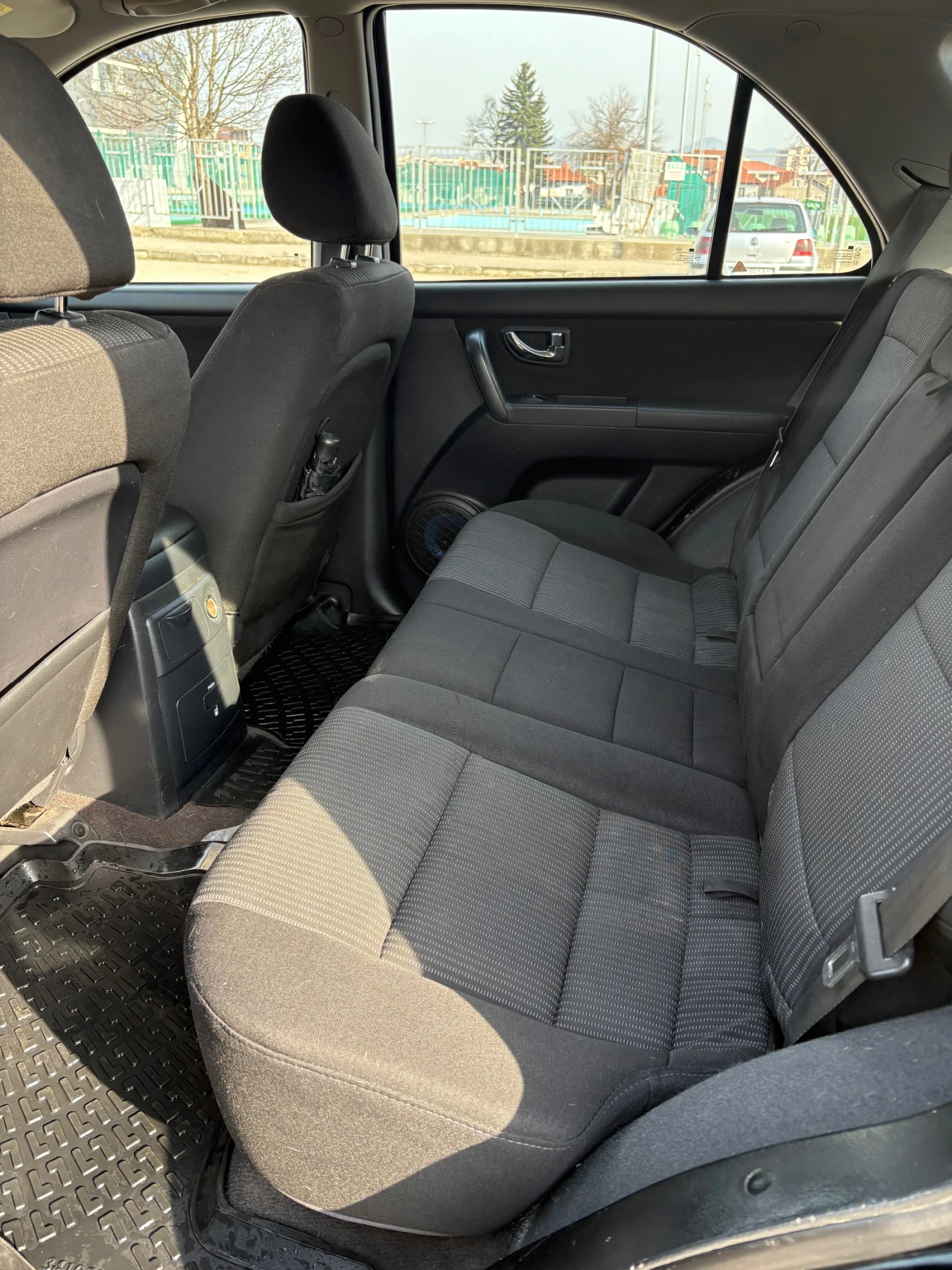 Kia Sorento 3.3 V6 LPG, снимка 9 - Автомобили и джипове - 53753183