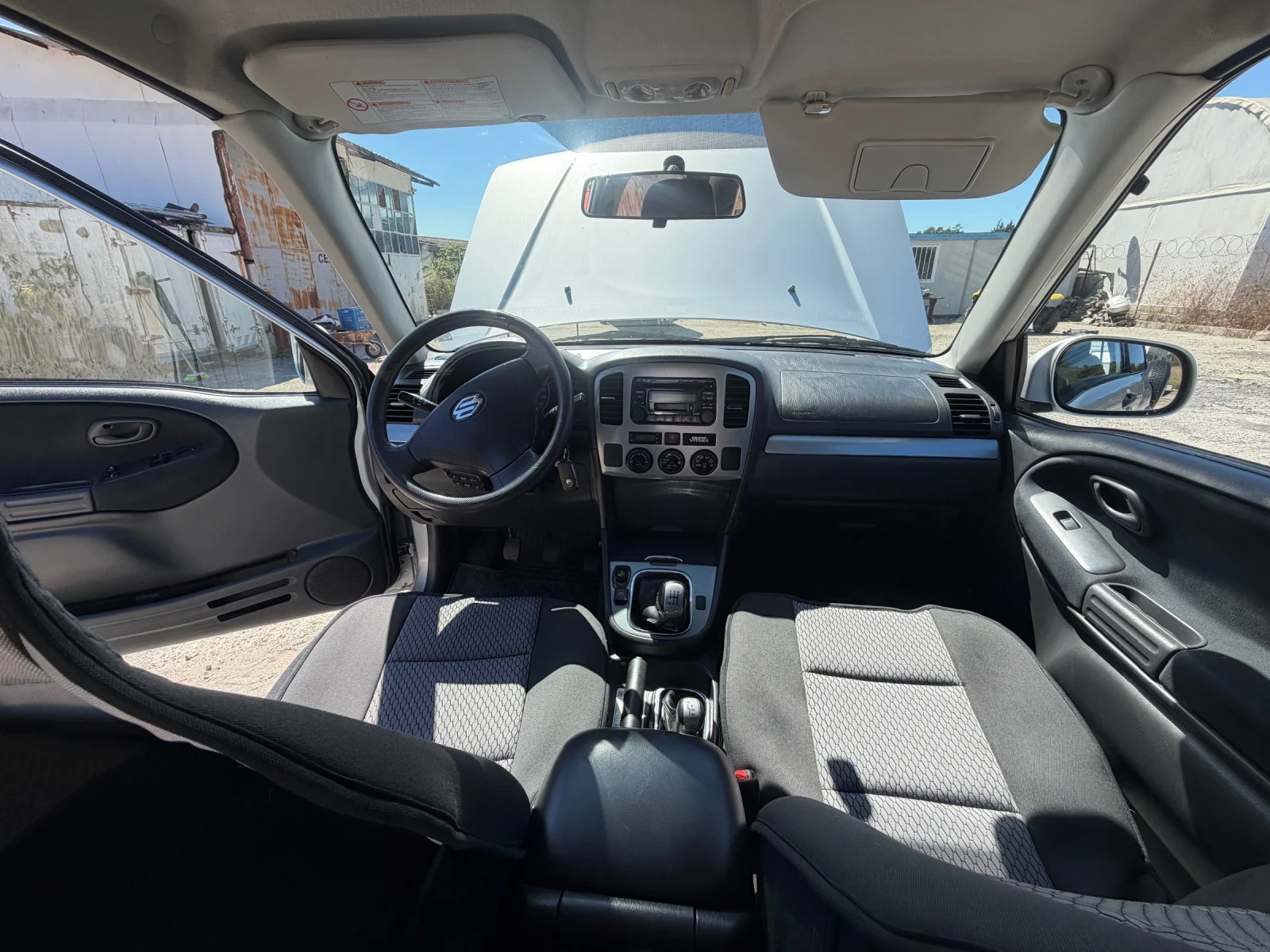 Suzuki Grand vitara, снимка 8 - Автомобили и джипове - 55962058
