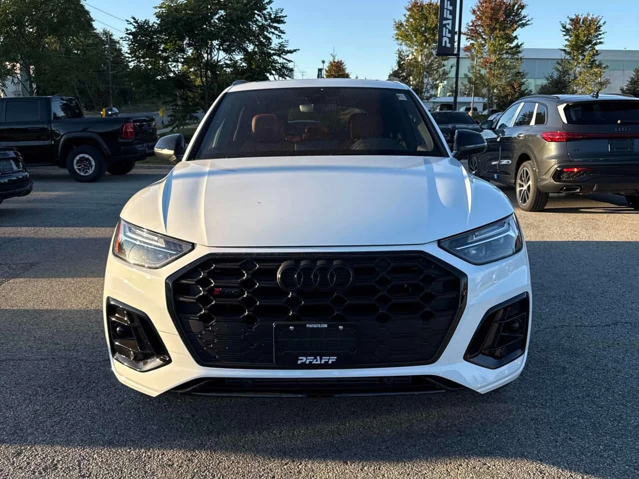 Audi SQ5 * 3.0 TFSI * Progressiv * CARFAX * , снимка 2 - Автомобили и джипове - 56219396