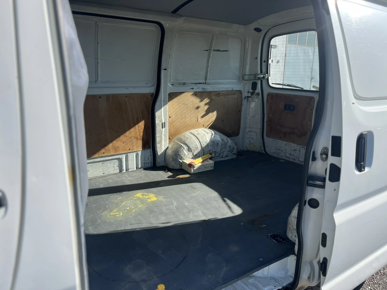 Toyota Hiace 2.5d4d 4x4 - изображение 5