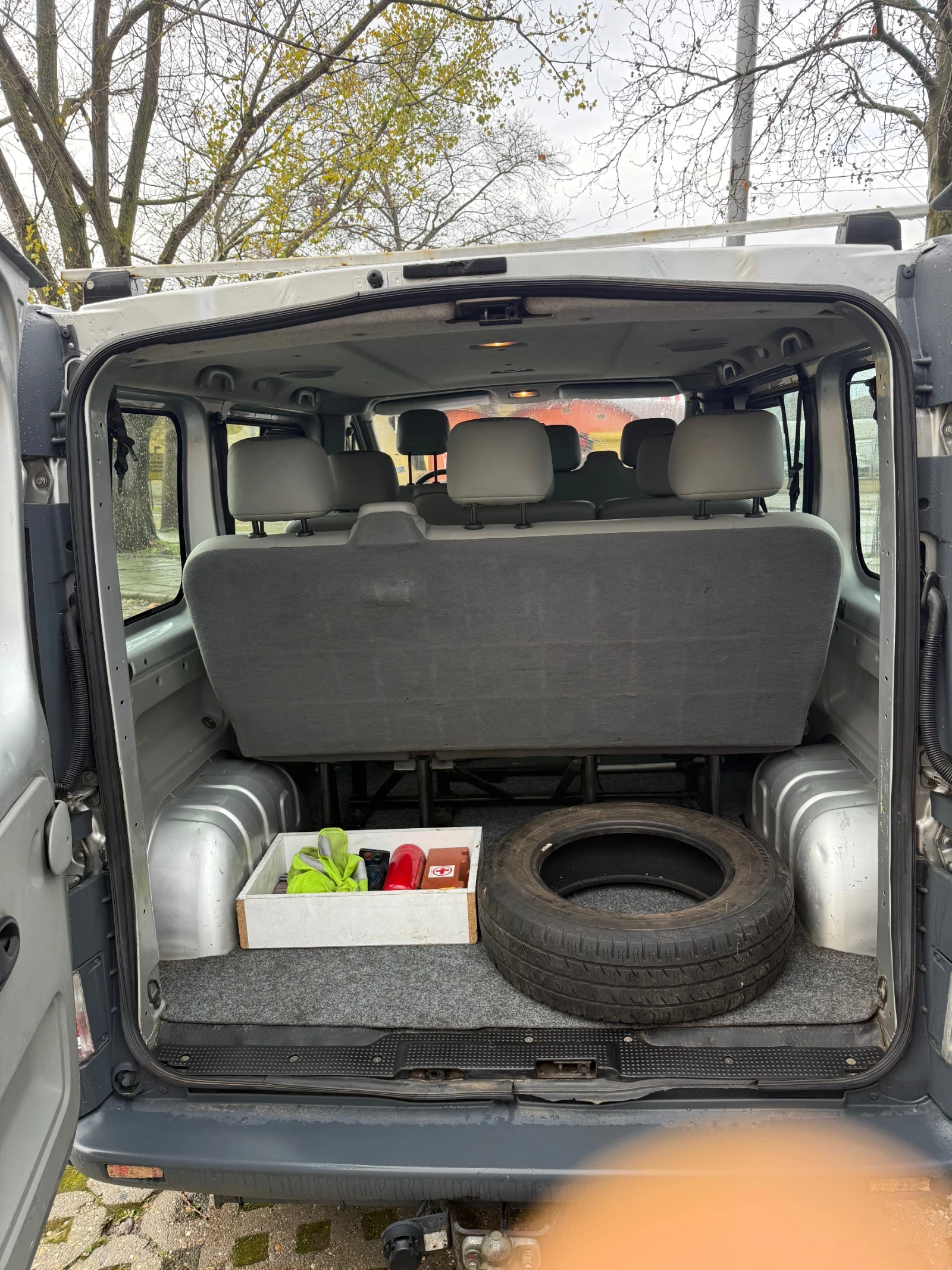 Nissan Primastar Лизинг Климатик, снимка 7 - Бусове и автобуси - 54738063