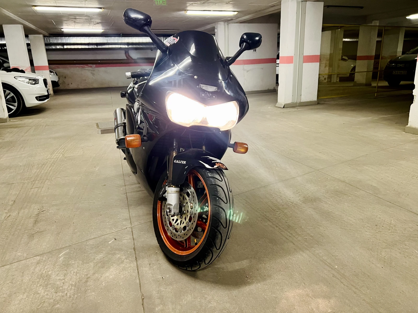 Honda Cbr 900 RR Firablade, снимка 8 - Мотоциклети и мототехника - 56159186