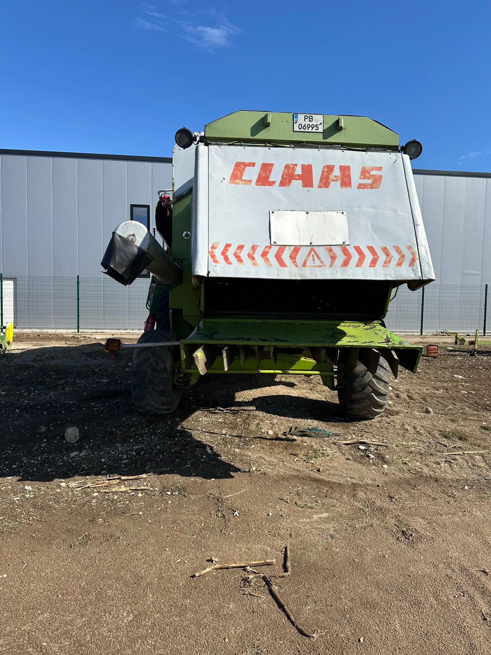 Комбайн Claas Mega 218 - изображение 3