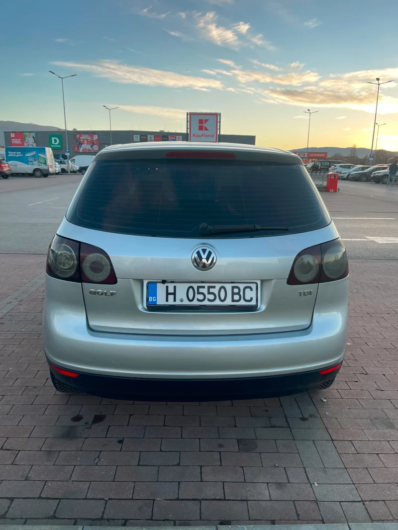 VW Golf Plus, снимка 4 - Автомобили и джипове - 49035325