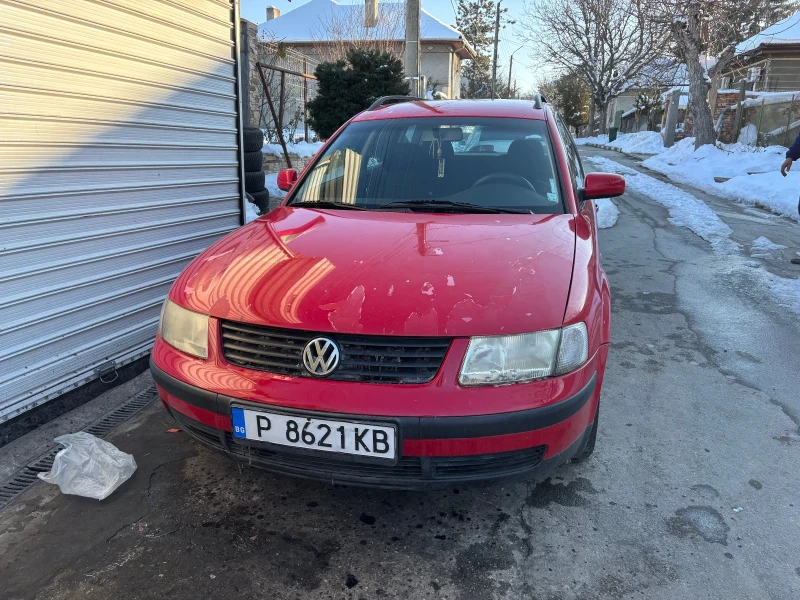 VW Passat, снимка 1 - Автомобили и джипове - 49237476