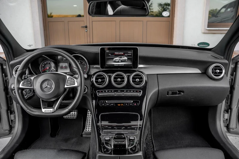 Mercedes-Benz C 220 AMG LINE/DISTRONIC/HEAD UP/BURMESTER, снимка 17 - Автомобили и джипове - 51478484