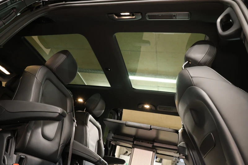 Mercedes-Benz V 300 d Avantgarde Edition Lang 4-MATIC AMG Paket, снимка 17 - Автомобили и джипове - 51933187