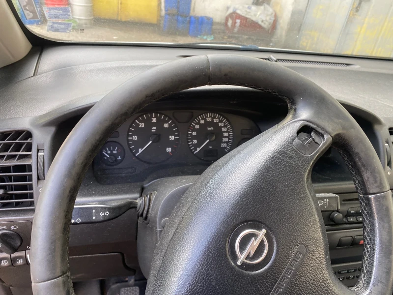 Opel Zafira 2.2, снимка 7 - Автомобили и джипове - 52324791