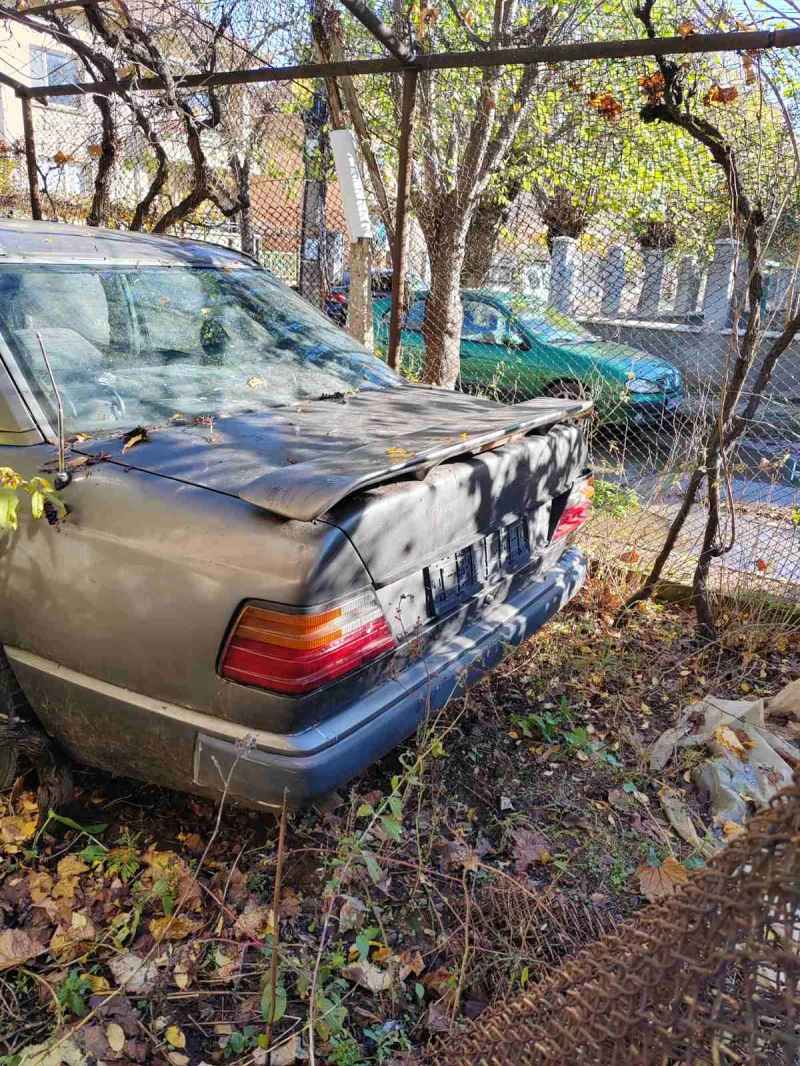 Mercedes-Benz 124, снимка 7 - Автомобили и джипове - 52391646