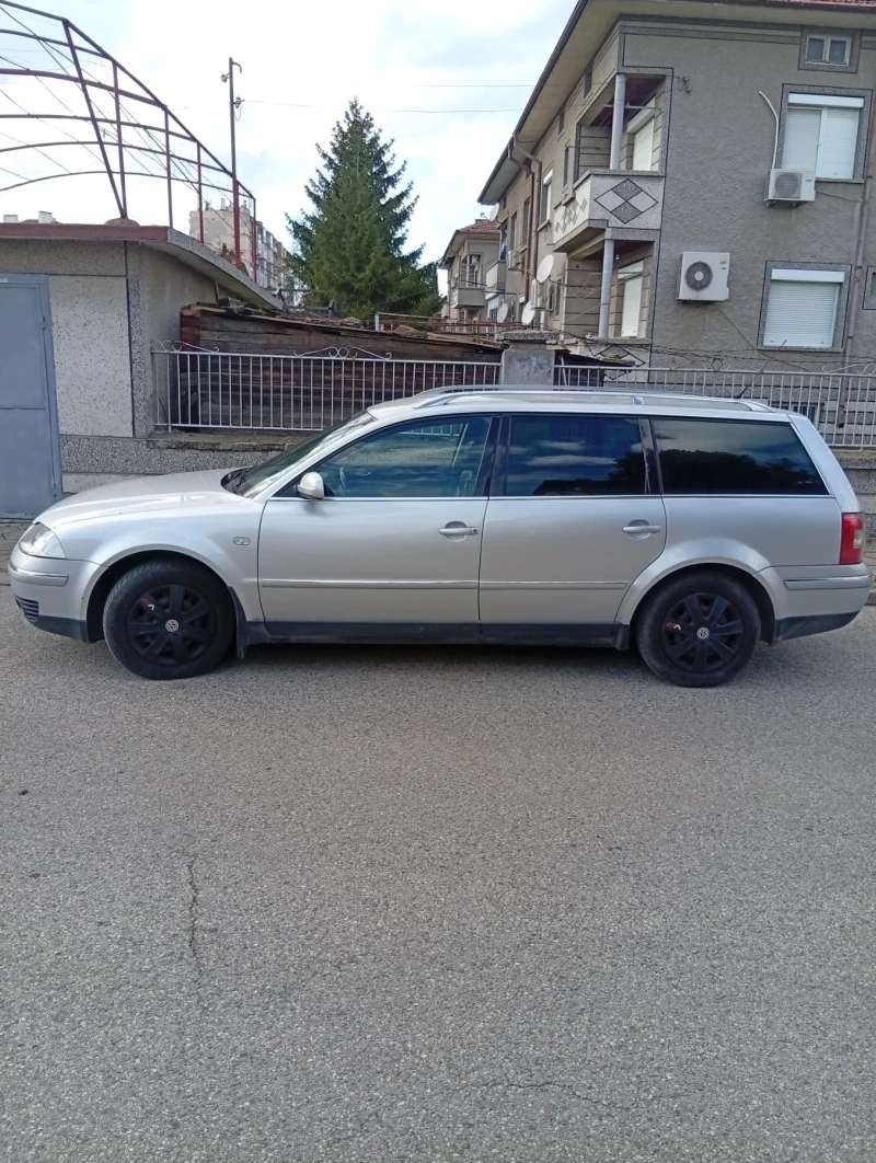 VW Passat 1.9, снимка 4 - Автомобили и джипове - 52512497