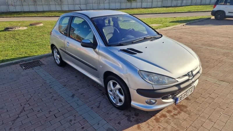 Peugeot 206, снимка 3 - Автомобили и джипове - 52584987