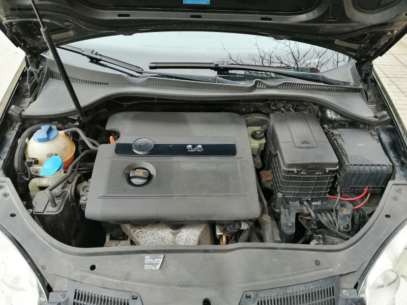 VW Golf 5, снимка 5 - Автомобили и джипове - 53424963