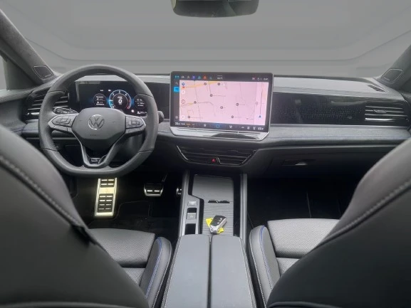 VW Passat Variant 2.0 TDI 4Motion = R-Line = Гаранция, снимка 5 - Автомобили и джипове - 54157919