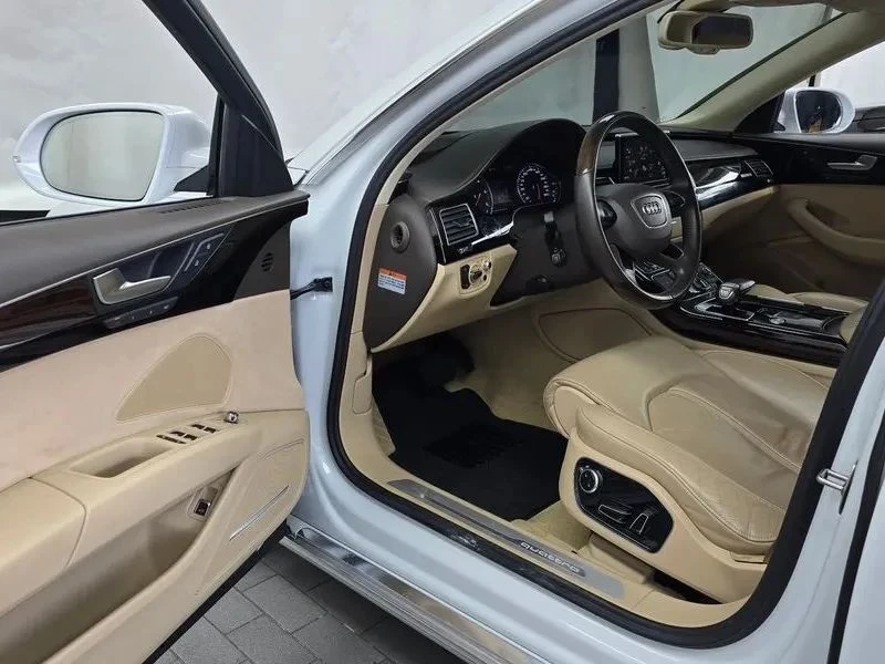 Audi A8, снимка 10 - Автомобили и джипове - 56689829