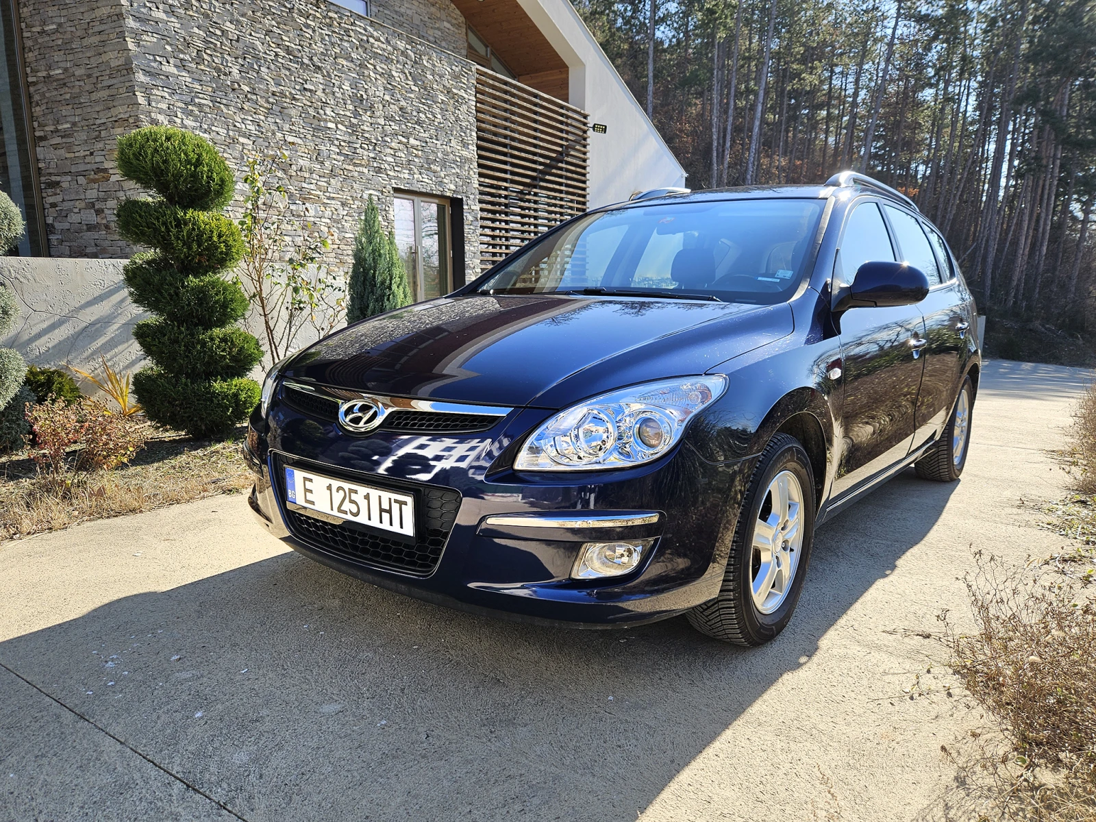 Hyundai I30 CW Kombi КАТО НОВА!, снимка 1