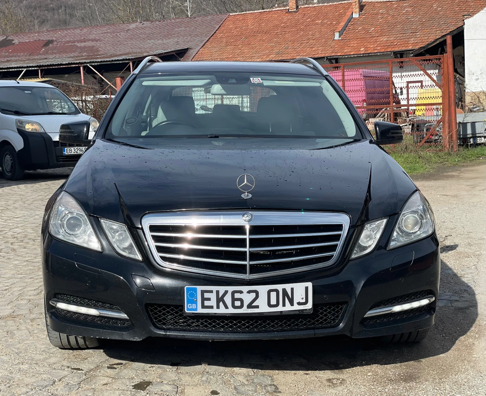 Mercedes-Benz E 250 Ксенон - изображение 2