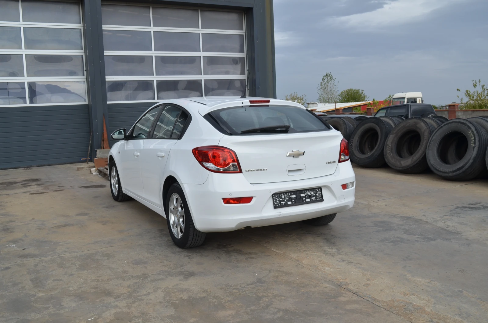 Chevrolet Cruze 1.7 - изображение 8