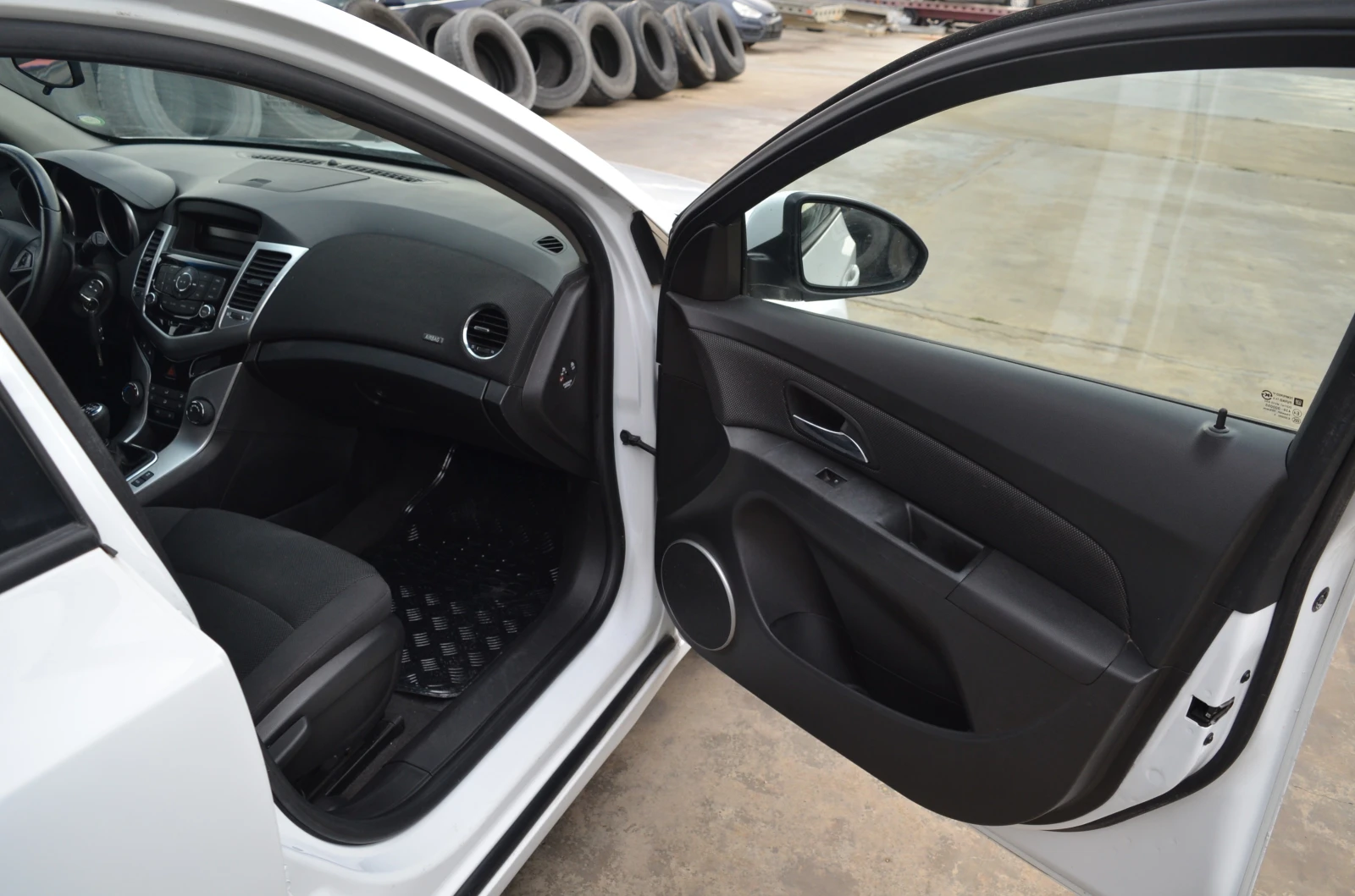 Chevrolet Cruze 1.7 | Mobile.bg — изображение 13