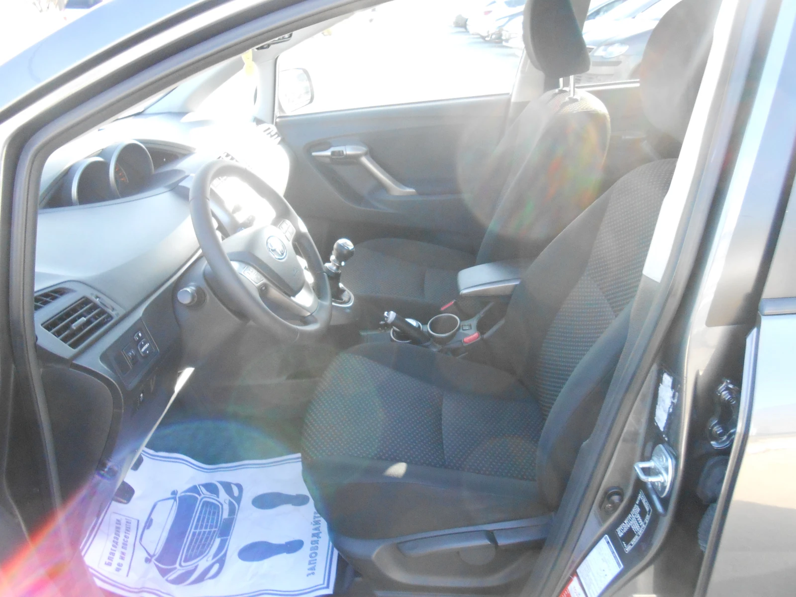 Toyota Verso 2.0d-6sk-Euro-5A-Kamera-Keyless | Mobile.bg — изображение 15