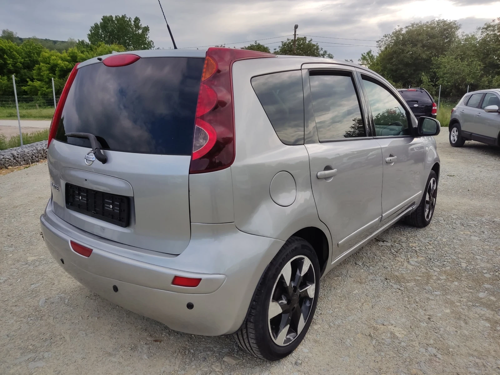 Nissan Note Нави, кожа - изображение 4