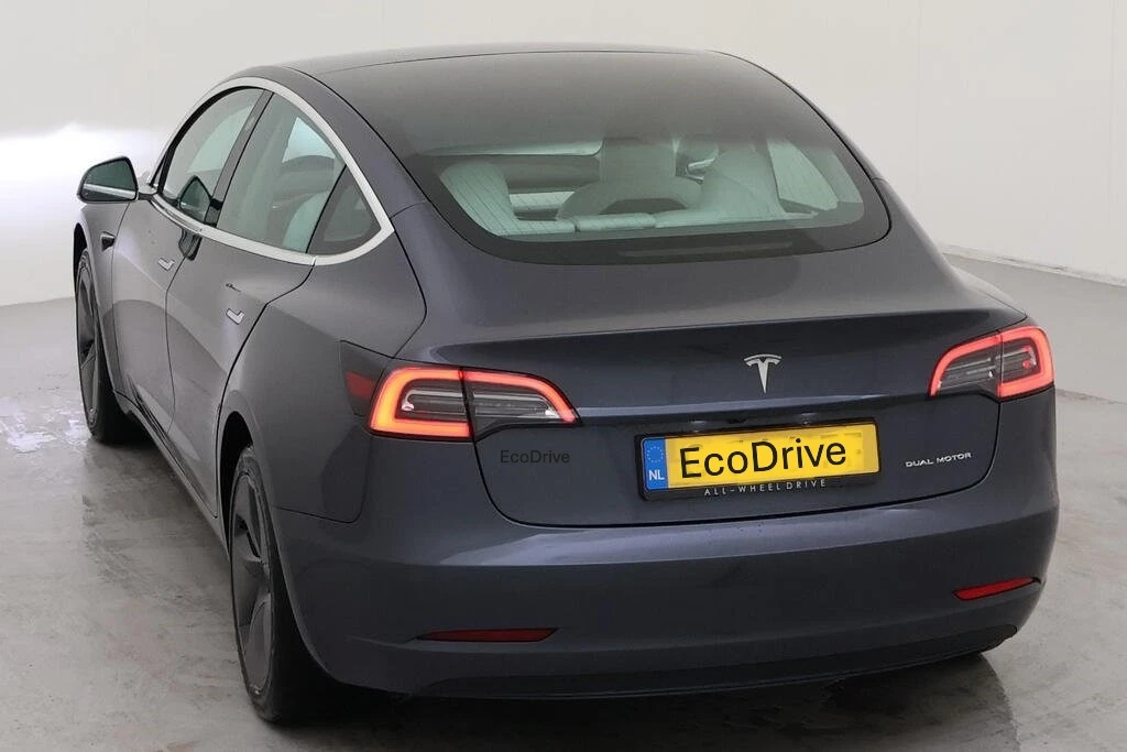 Tesla Model 3 Long Range AWD  - изображение 4