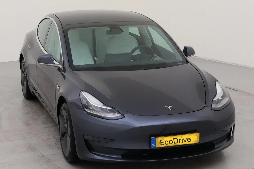 Tesla Model 3 Long Range AWD  - изображение 2