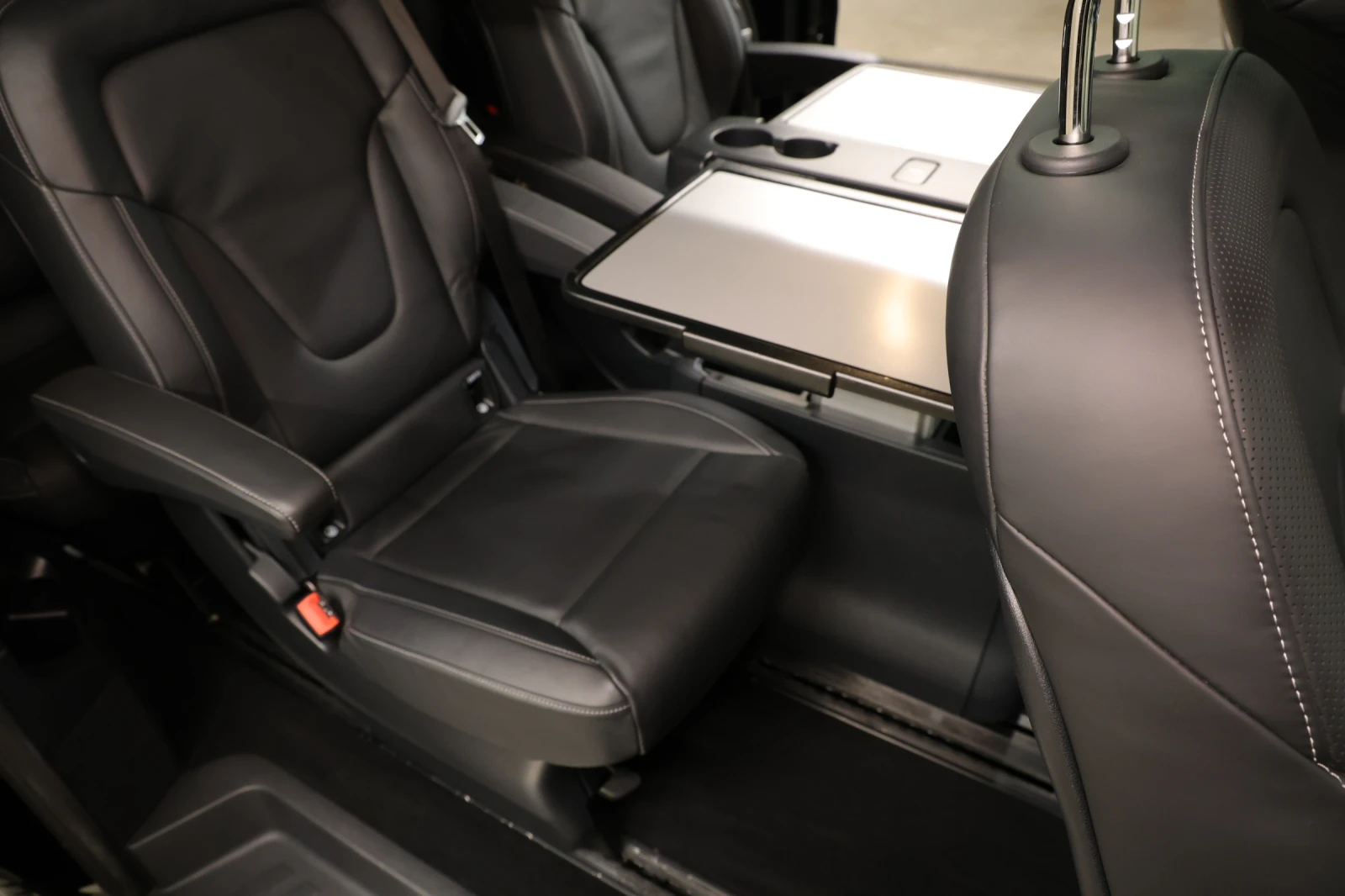 Mercedes-Benz V 300 d Avantgarde Edition Lang 4-MATIC AMG Paket | Mobile.bg � ����������� 16