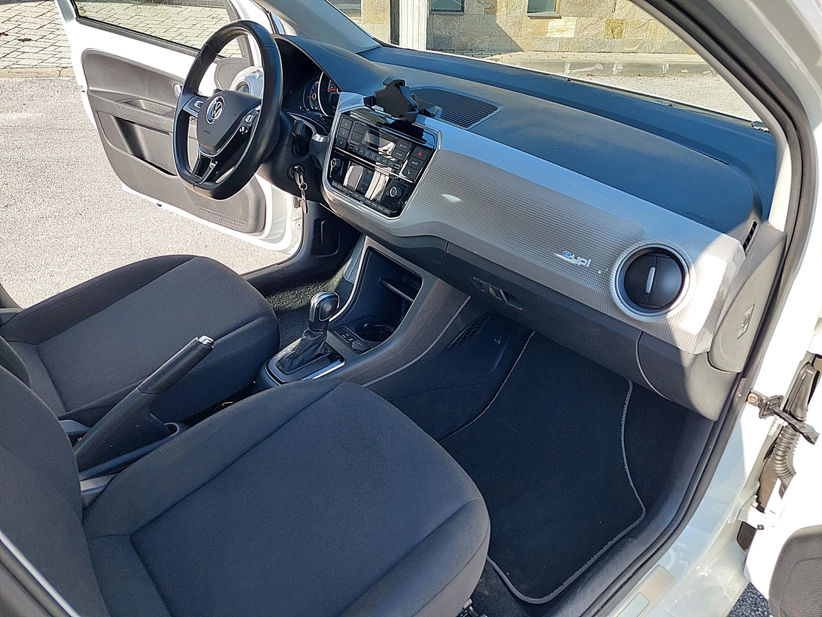 VW Up 36.8 kW CCS port Гаранция - изображение 10