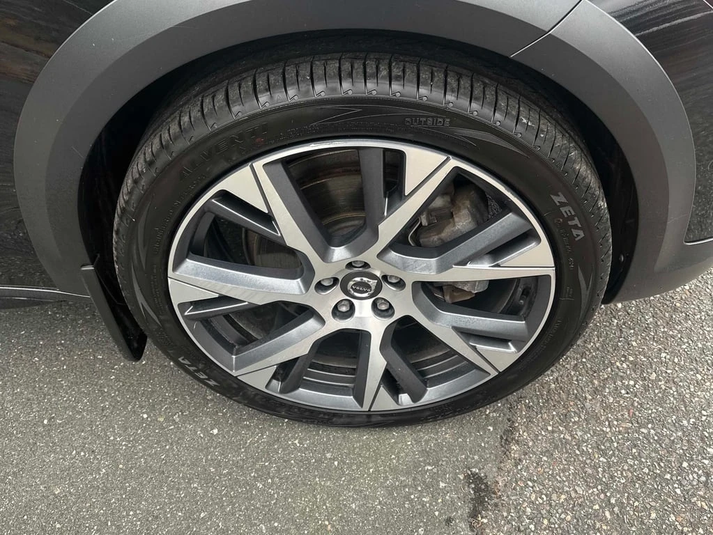 Volvo V90 B6 AWD  CARFAX - изображение 7